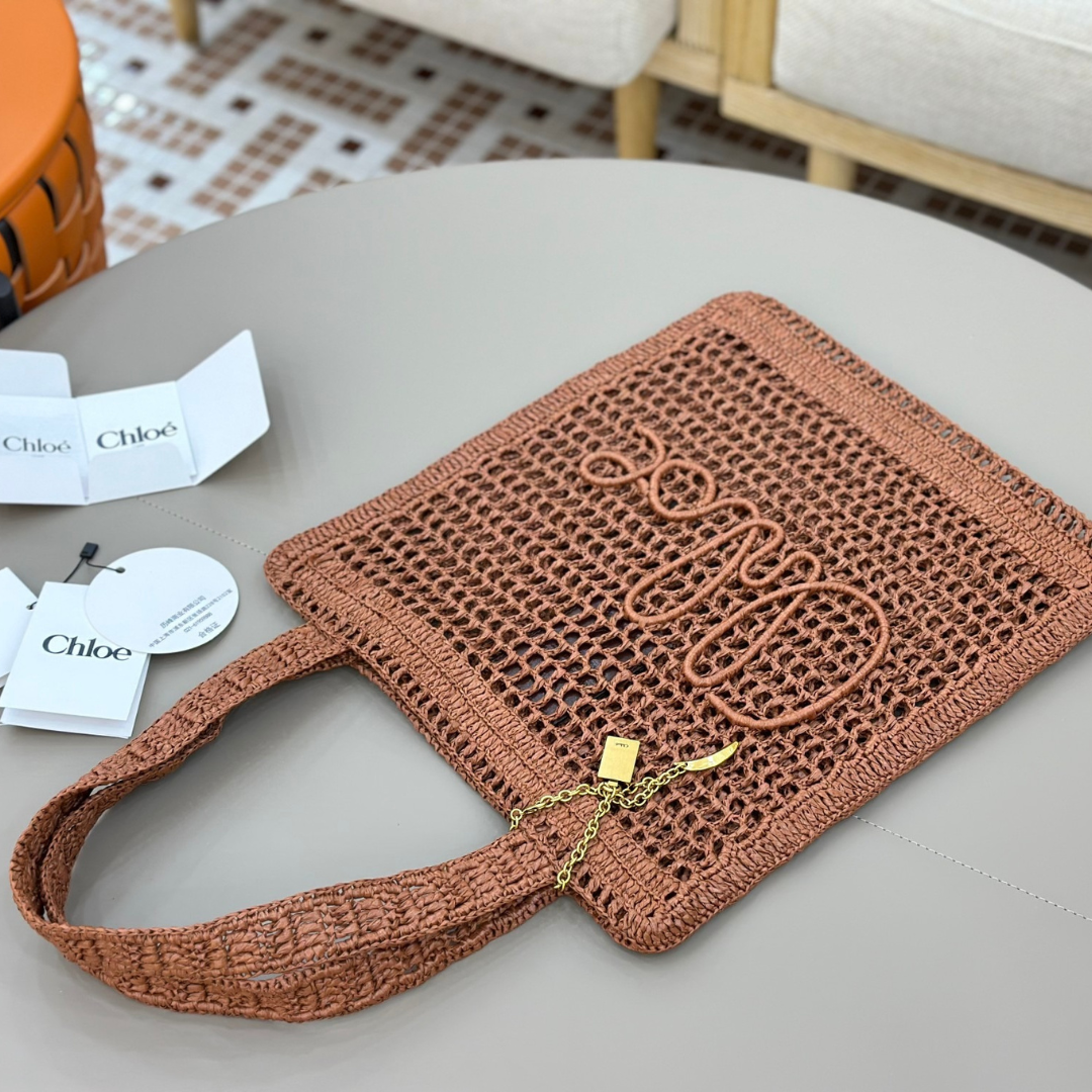 CHLOÉ SOMMER-BANANEN-TASCHE AUS RAPHIA