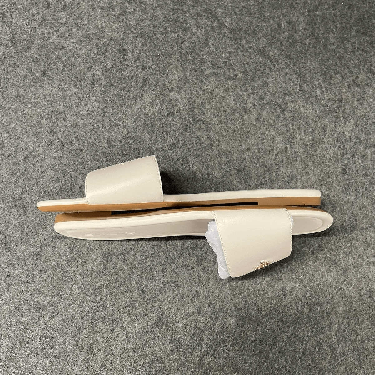 Coach – Set: Lockup Leather Slide Sandal & Teri Signature Canvas Tasche