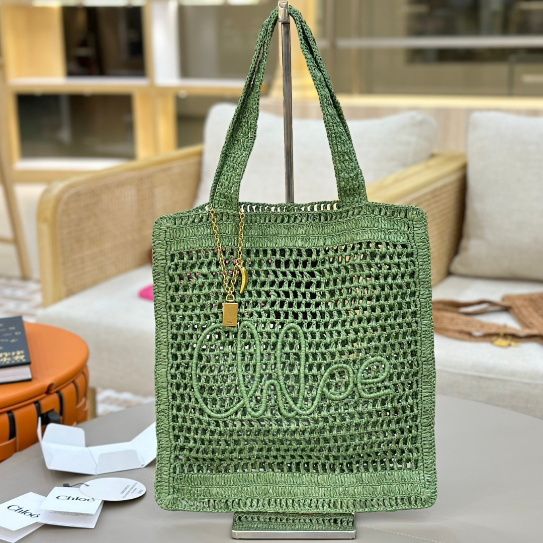 CHLOÉ SOMMER-BANANEN-TASCHE AUS RAPHIA