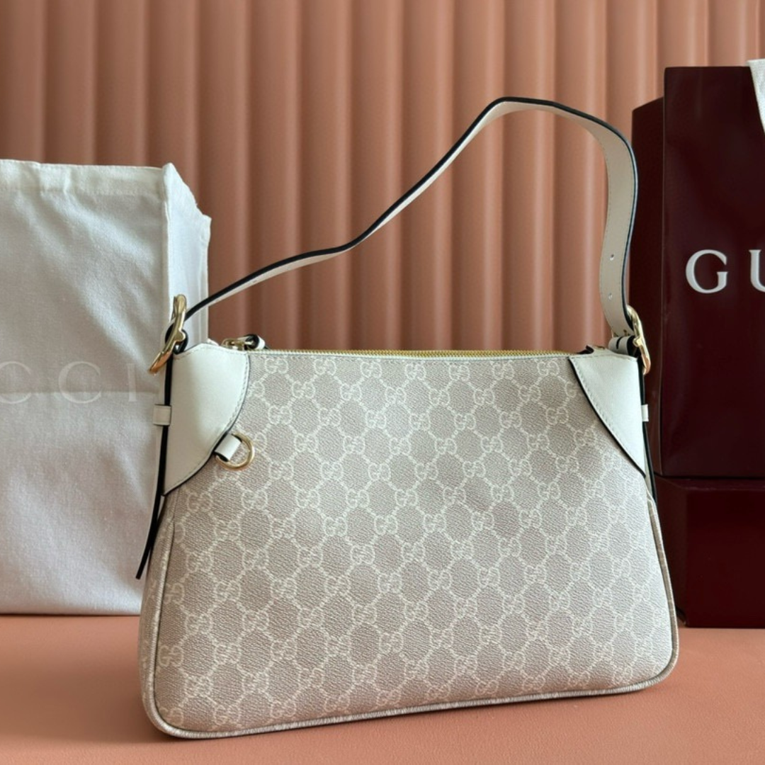 KLEINE GG-EMBLEM-SCHULTERTASCHE