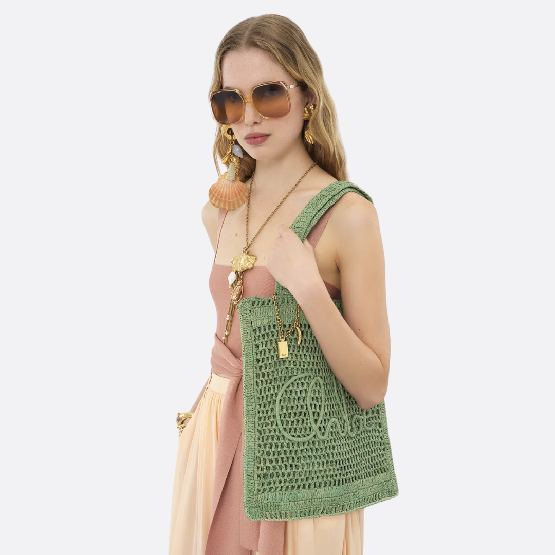 CHLOÉ SOMMER-BANANEN-TASCHE AUS RAPHIA