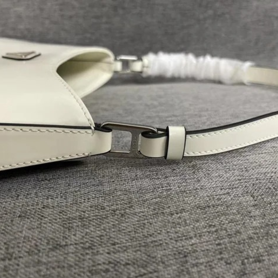 PRADA CLEO SCHULTERTASCHE AUS GEBÜRSTETEM LEDER