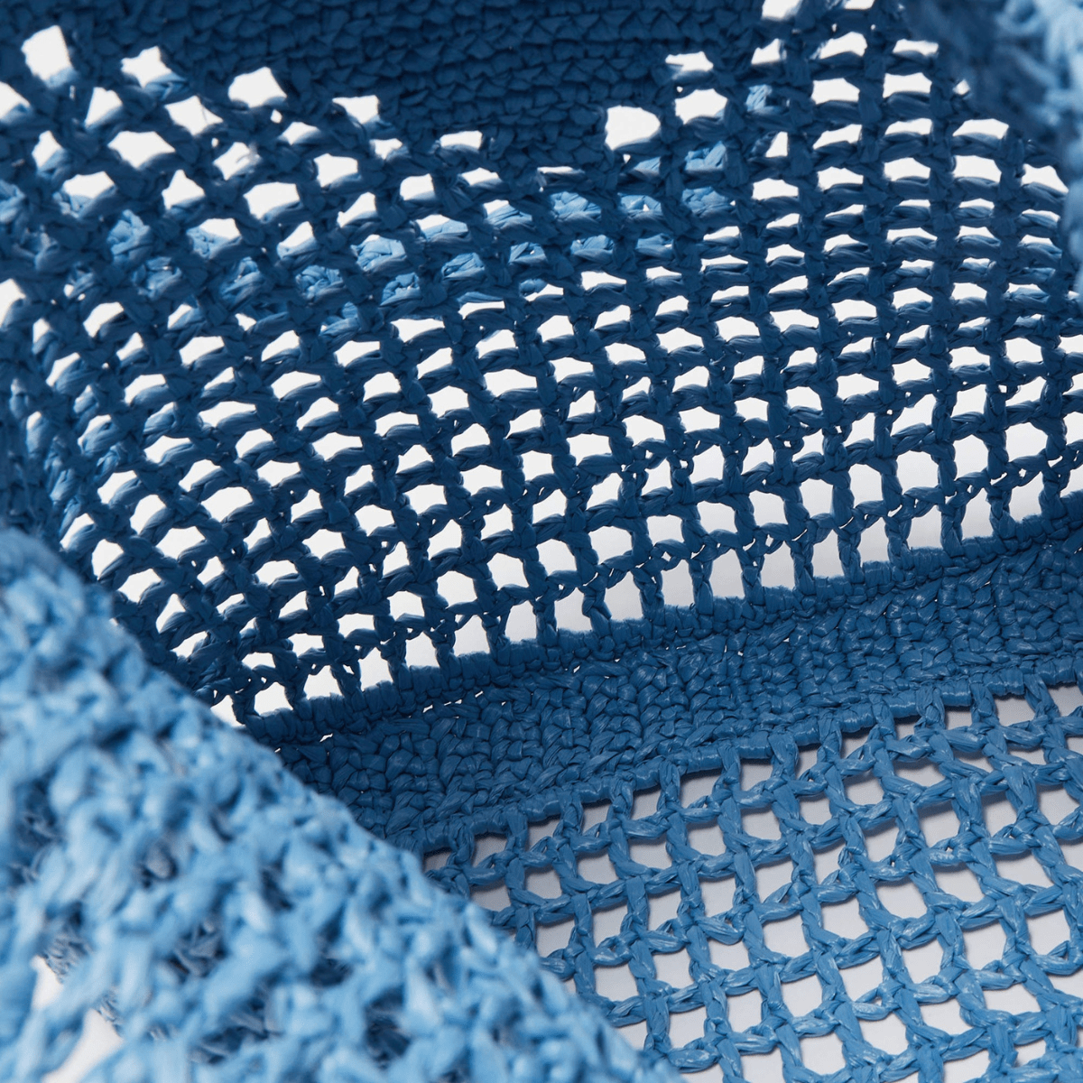 Prada – Shopper Bag aus Raffia mit gewebtem Logo (Blau)