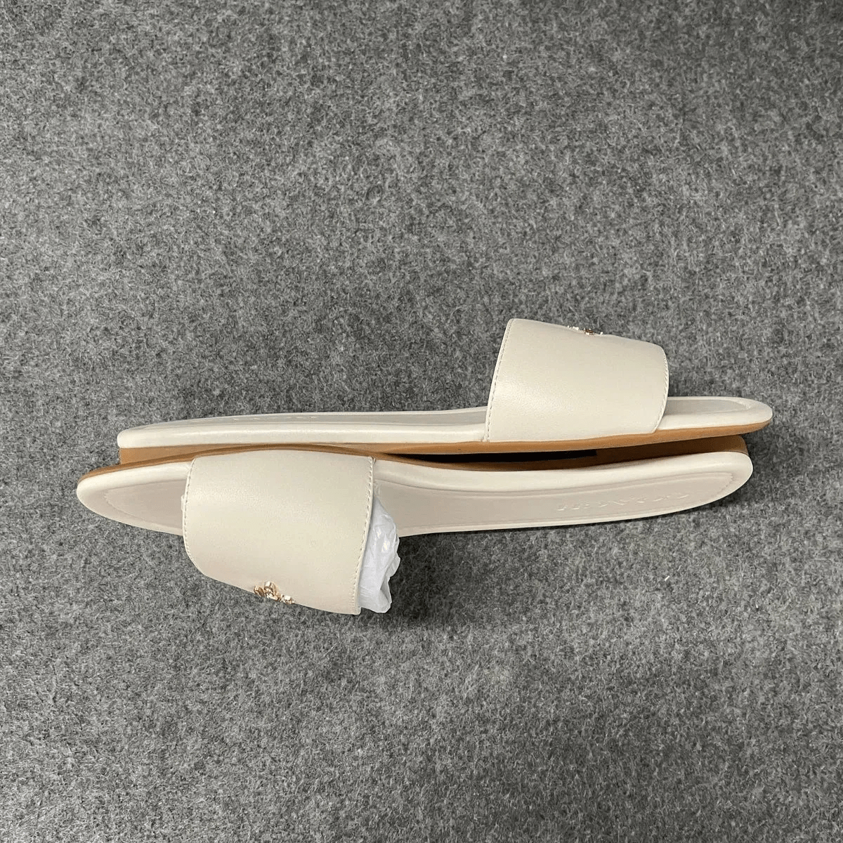 Coach – Set: Lockup Leather Slide Sandal & Teri Signature Canvas Tasche