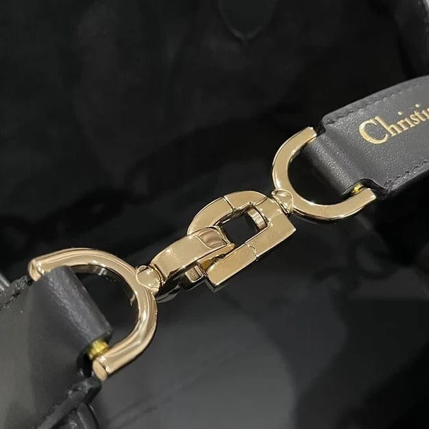 Dior Toujours Vertical Medium Tote Tasche