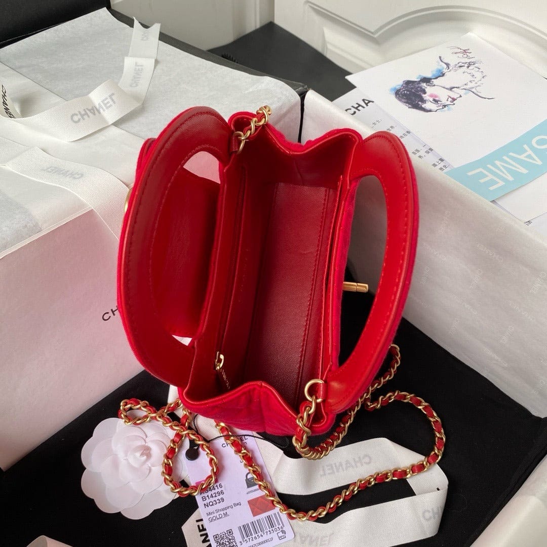Chanel Matelassé Handtasche – Rot Canvas