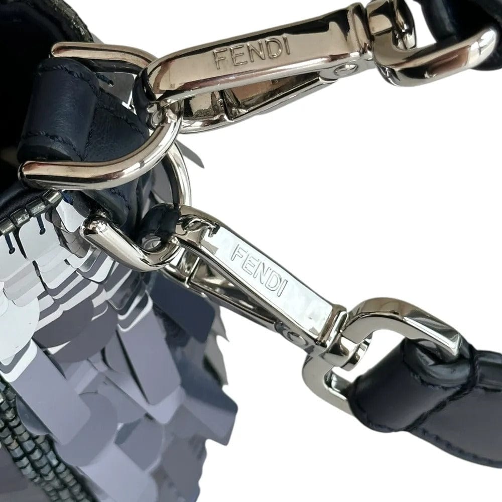 Fendi Baguette Bag in Blauen Pailletten und Leder