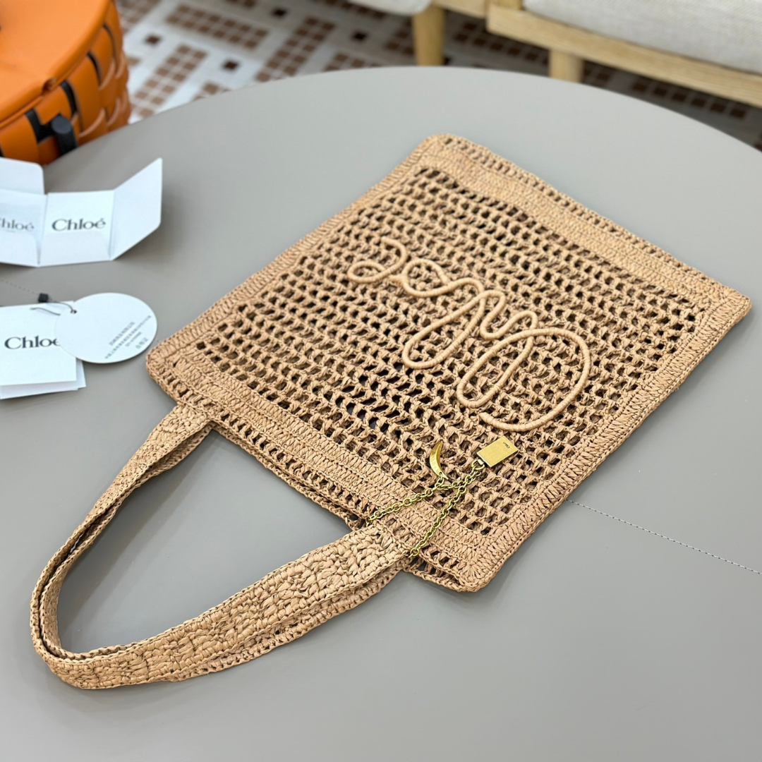 CHLOÉ SOMMER-BANANEN-TASCHE AUS RAPHIA