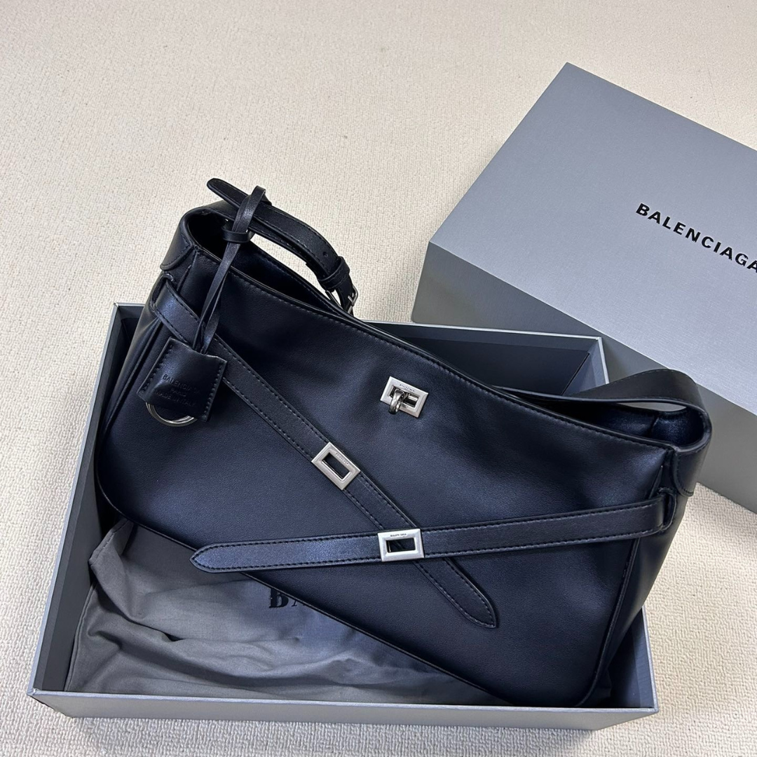 BEL AIR SCHULTERTASCHE MITTELGROß FÜR SIE IN SCHWARZ – BALENCIAGA