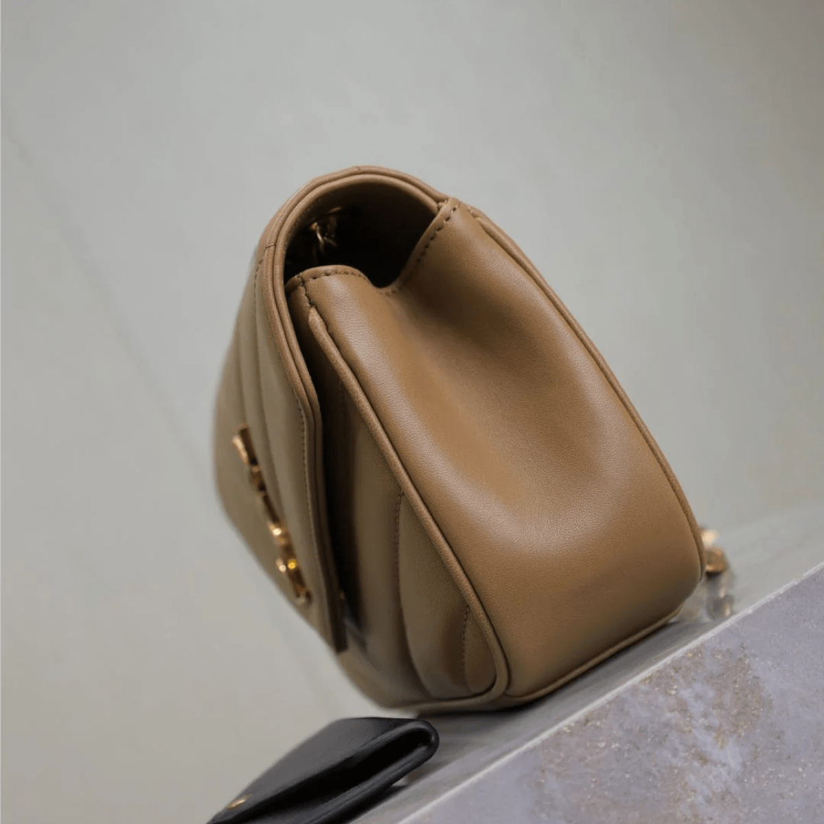 Saint Laurent – Loulou Small Matelassé Lammledertasche