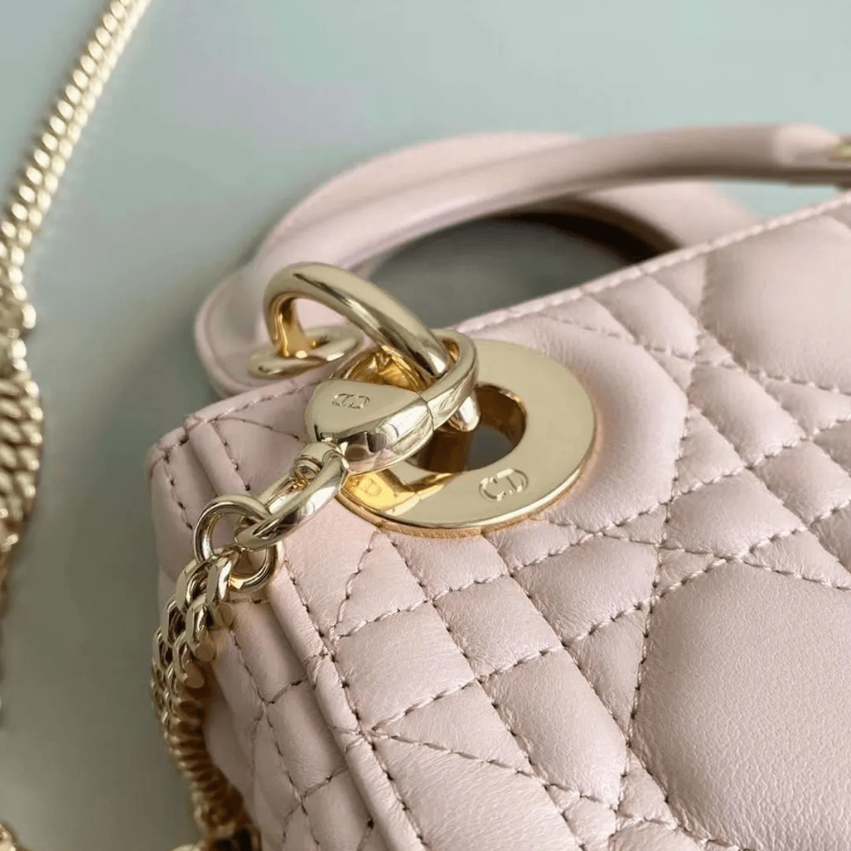Mini Lady Dior Tasche