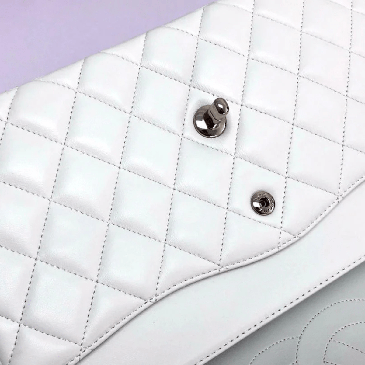 Chanel Classic Single Flap Tasche – Off White