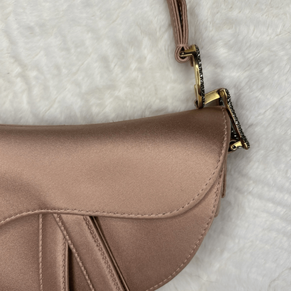 Dior Mini-Sattel-Tasche in Blush-Satin