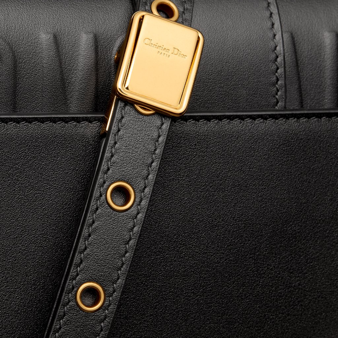 DIOR 30 MONTAIGNE EAST-WEST TASCHE MIT KETTE