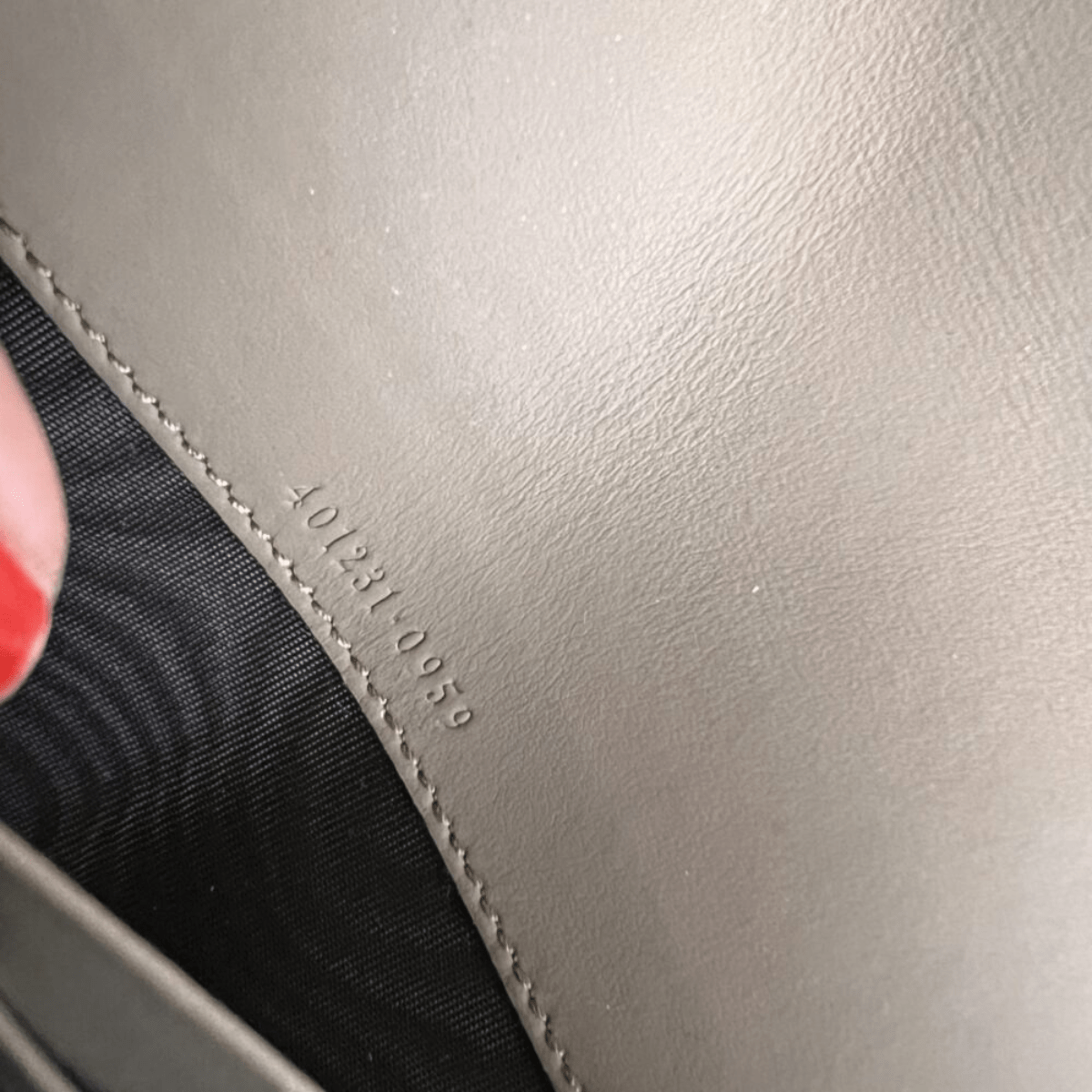 Gucci Dionysus Mini Tasche & Angelina Flache Sandalen Set – Beige Monogram