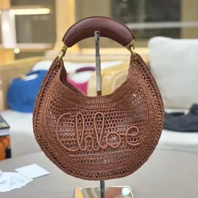 Chloé Hot Summer Banana Bag aus Raffia