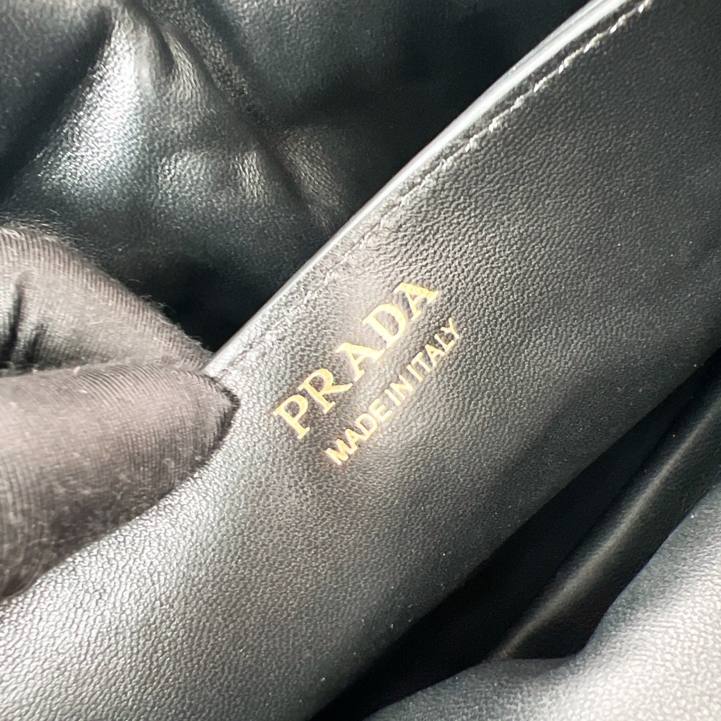 KLEINE PRADA DADA TASCHE AUS NAPPALEDER
