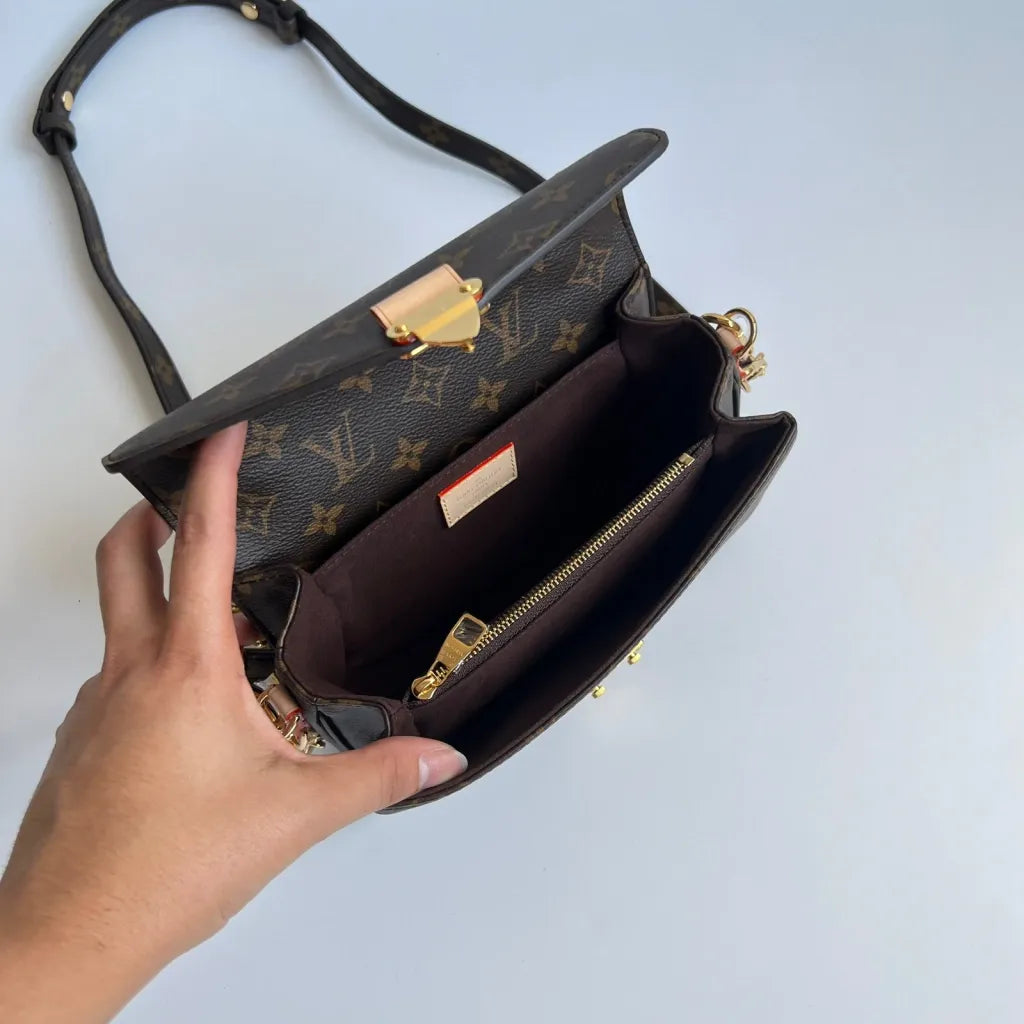 LOUIS VUITTON – POCHETTE MÉTIS EAST WEST TASCHE