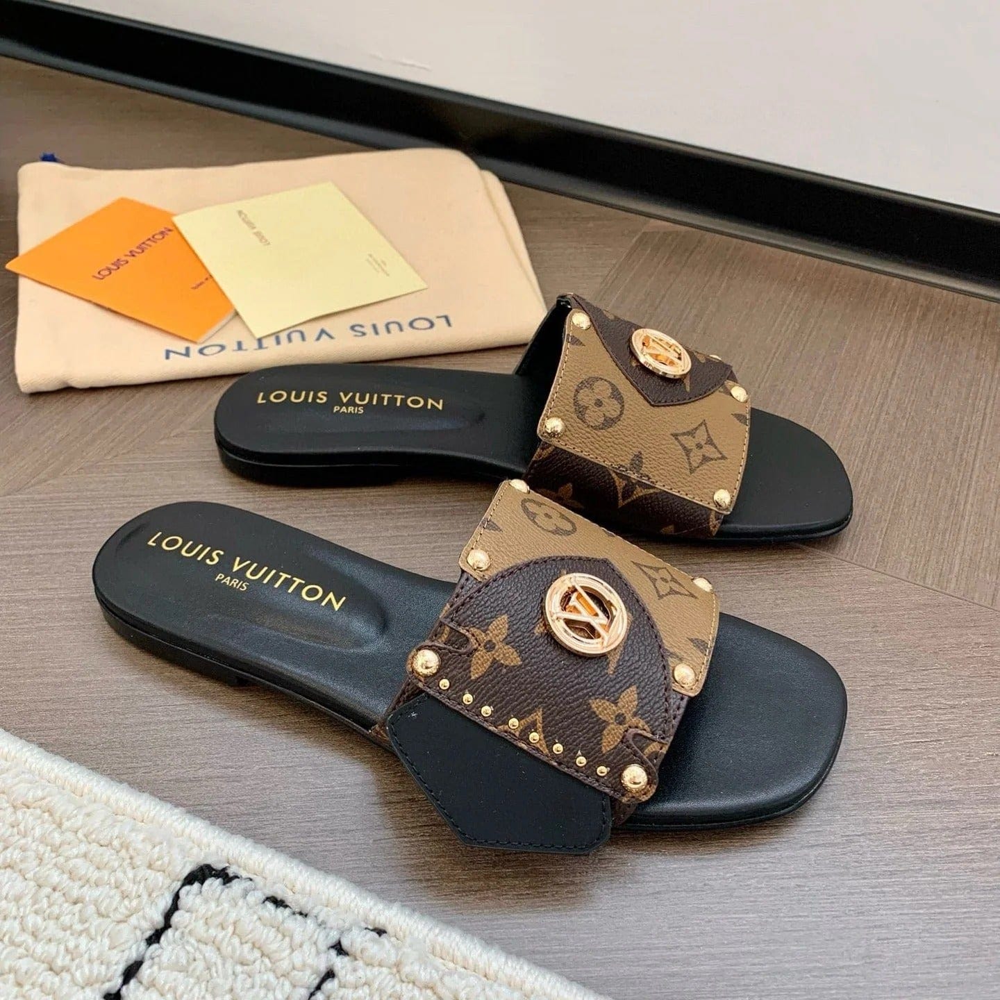 Louis Vuitton – LV Frame Mules Marron Cacao Leder