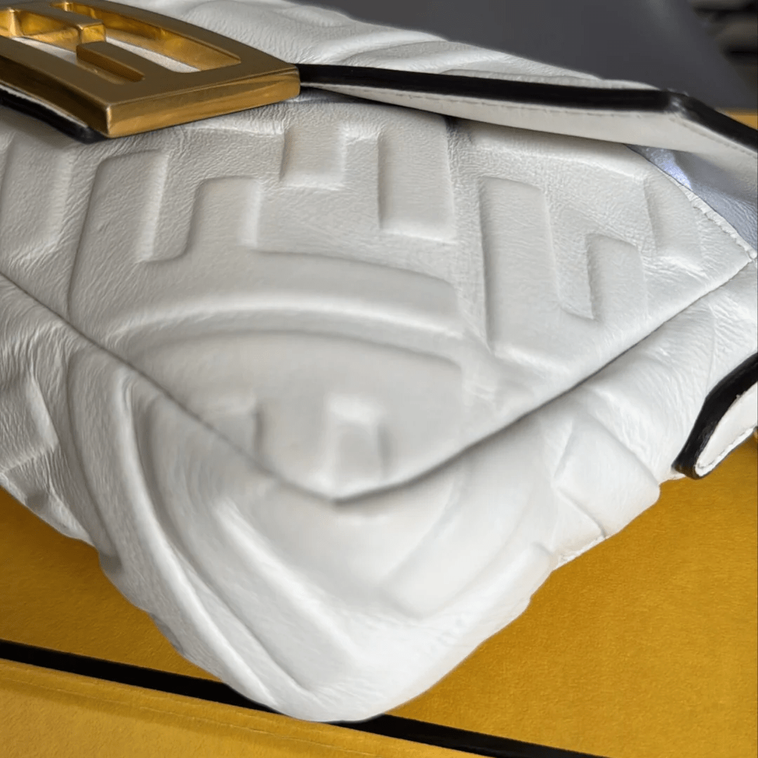 Fendi – Baguette