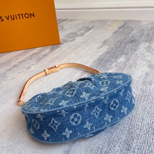 POCHETTE VALLEY-TASCHE VON LOUIS VUITTON