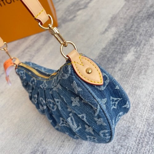 POCHETTE VALLEY-TASCHE VON LOUIS VUITTON