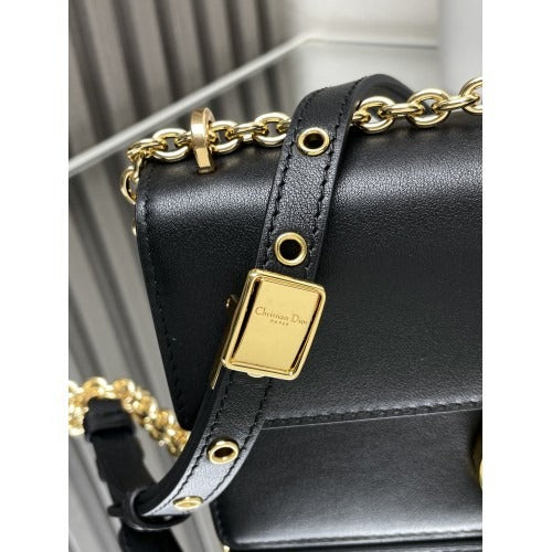 DIOR 30 MONTAIGNE EAST-WEST TASCHE MIT KETTE