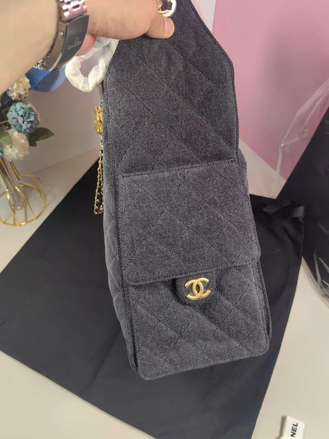 CHANEL 25 MEDIUM-TASCHE